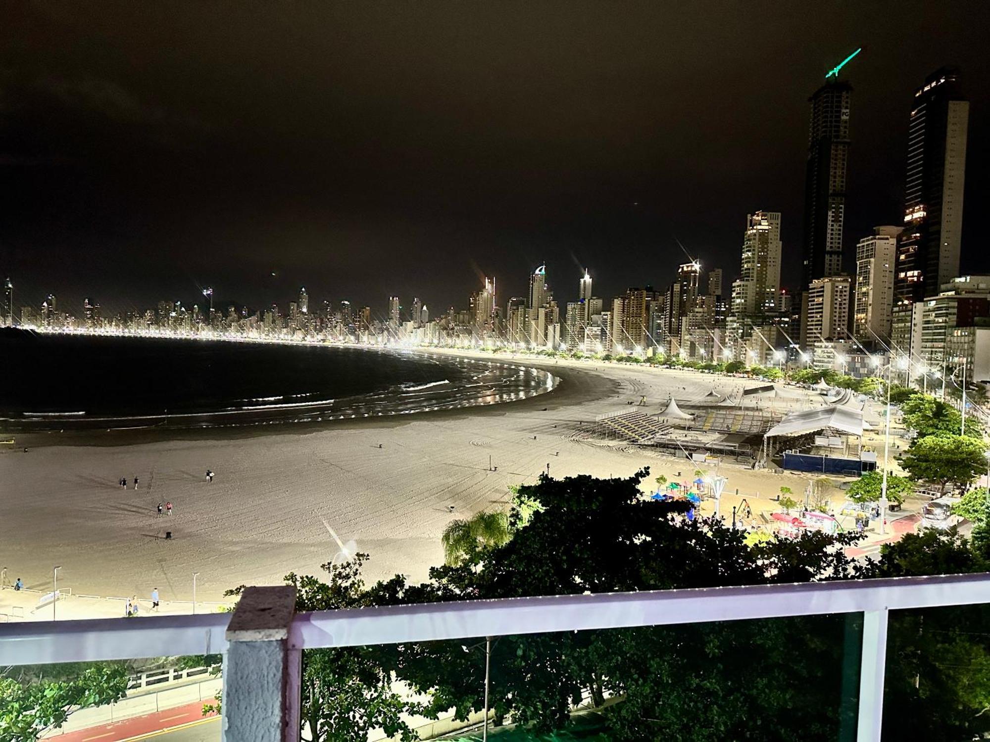 Studio Pe Na Areia II Balneário Camboriú Esterno foto